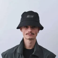 Bob Feather Bucket