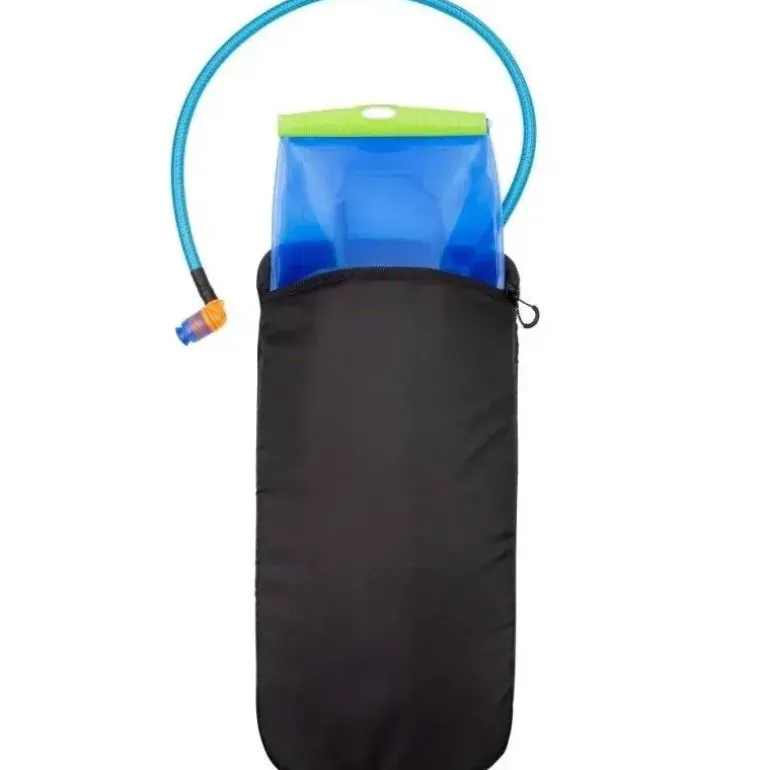 Protection isolante pour poche à eau